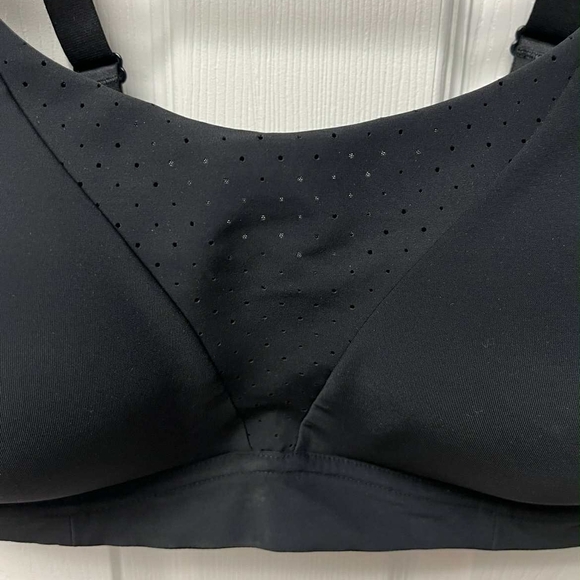 Lululemon Run Times Bra *High-Support - 38D - Picture 5 of 5